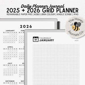 Könnte beinhalten: Digitales Planer-Journal für 2025 und 2026 mit Rasterlayout und Kalenderseiten. Das Bild zeigt ein Tablet mit dem Text "2026" und einem Kalender sowie ein weiteres Tablet mit einem Raster und dem Datum "01. Januar". Enthält ein Logo mit einer Biene.