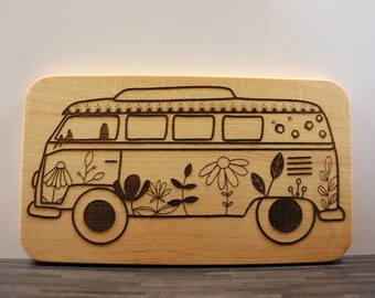 1 snack board - cutting board - breakfast board with floral bus engraving different types of wood - beech - alder - cherry tree - ash