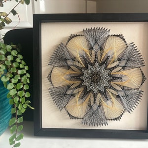 Handmade Psychedelic String Art  - VOLTOR Mini