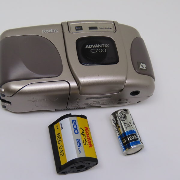 Kodak Advantix C700 Zoom APS Point & Shoot Film Camera