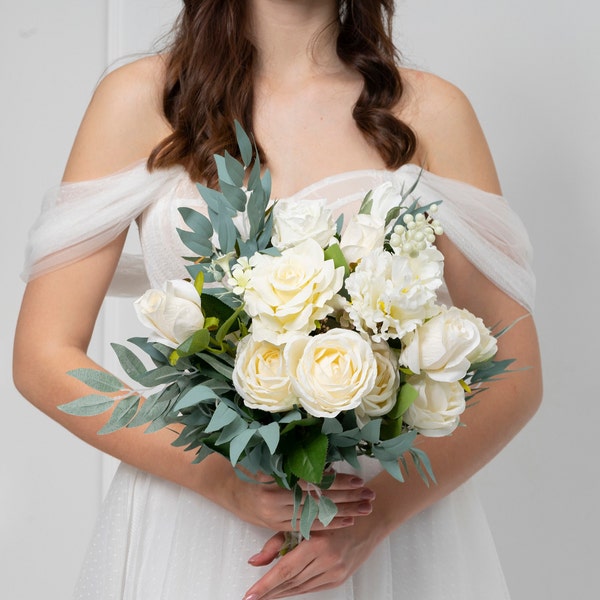 Wedding flowers, Bridal bouquet, White bridal bouquet, Wedding bouquet, Bridesmaid bouquet, Rose wedding bouquet, Eucalyptus wedding bouquet