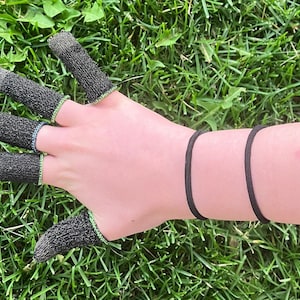 DigitSock - Silver fingers.  5/pkg. Naturally Antimicrobial, Washable, Screen-friendly, Compression, Style, Unique Protection, Comfort.