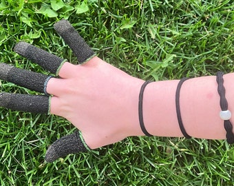 DigitSock - Silver fingers.  5/pkg. Naturally Antimicrobial, Washable, Screen-friendly, Compression, Style, Unique Protection, Comfort.