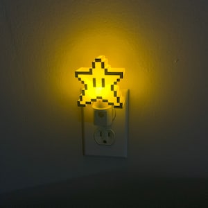 Super Mario Bros. Super Star Nightlight 3D Printed Room Decor