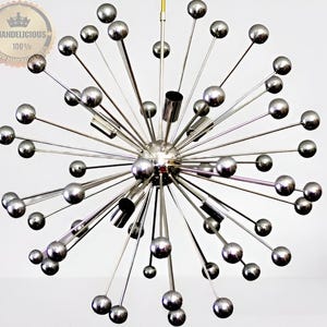 Lustre Sputnik em latão cromado iluminado com brilho celestial Lâmpada Sputnik exclusiva