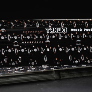 Tanuki 40 Percent DIY Mechanical Staggered Unibody Keyboard PCB afbeelding 1