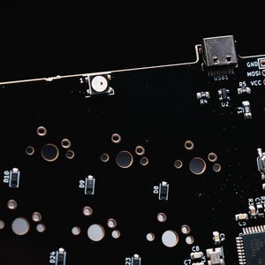 Placa de circuito impreso (PCB) para teclado mecánico ergonómico Smallice Alice 40% pre-soldada. imagen 5