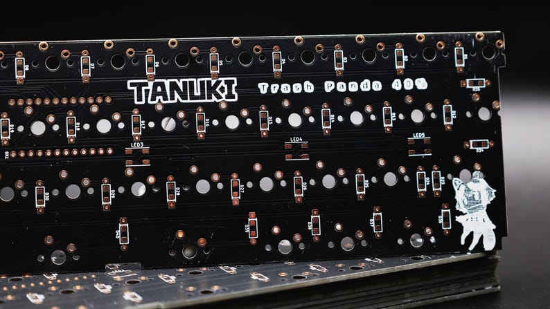Tanuki 40 Percent DIY Mechanical Staggered Unibody Keyboard PCB afbeelding 2