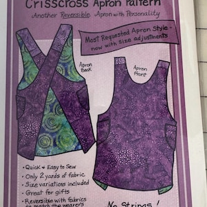 Criss Cross reversible apron with two pockets  pattern