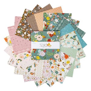 Winged Medly Stoffkollektion von Riley Blake 10 inch Stackers - 42 Teile