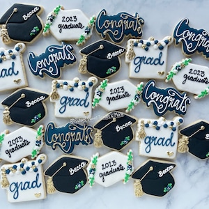 Graduation Decorated Cookies, Grad, Custom Designed Cookies, Graduation Party Favors, Graduation Gifts, Cookies,