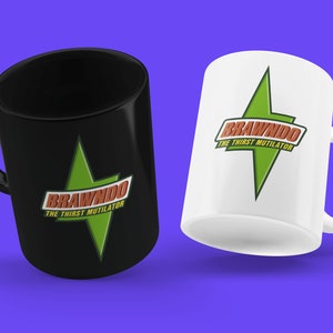 Taza Brawndo, Taza con el logotipo de Brawndo, Taza de película, Taza de café de cerámica, Corporación ficticia, Bebida ficticia, Tiene electrolitos, Las plantas anhelan