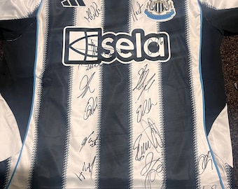 Newcastle United Squad Signed Home Shirt 2025/26 Comes With Certificate Of Authenticity