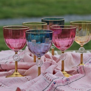 2 wunderschöne handbemalte Cocktail- und Weingläser im Set. Das perfekte Geschenk für Hochzeiten, Jubiläen und vieles mehr