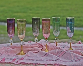 Colored champagne glass, Gold-detailed champagne glass,  Cocktail glass,  Wedding glass, barware, glassware, wedding party, bridesmaid gift