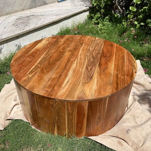 Handcrafted Round Wood Coffee Table: Indian Handicraft Art