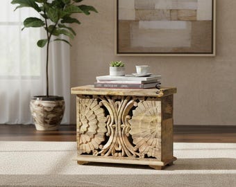 Coffre en bois sculpté, table basse indienne, rangement pour couverture
