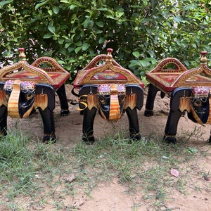 Wooden Elephant Coffee Table Set: Hindu Decor, Flower & Side Table