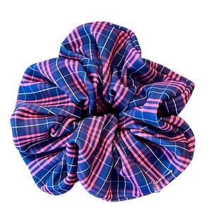 Plaid school scrunchie, girls school hair accessories, red and blue plaid scrunchie, uniform scrunchies, tartan scrunchies, plaid pigtails