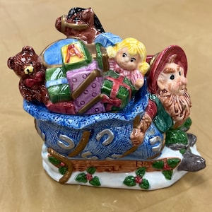 Vintage FITZ AND FLOYD Omnibus Christmas Sugar Bowl.  Vibrant Colors.  Tiny chip on the Elf’s hat last photo.  Cute Addition to Your Table.