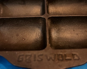 Vintage WAGNER French Roll Pan Number 11 LOOKS NEW
