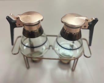 Vintage Mid Century Modern Waffle Syrup Warmer by Inland. Twin Servers.  Excellent Condition. Slight Surface Scratches Consistent With Age