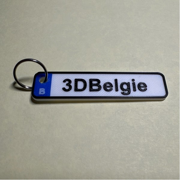 Personalized license plate keychain