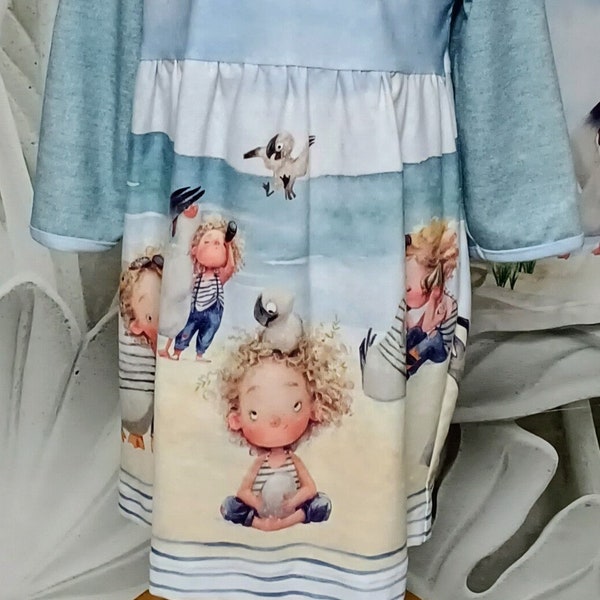 Mädchenkleid mit lustigem Strandmotiv Geschenkidee Einzelstück