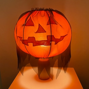 Handmade Pumpkin Head Table Lamp, Halloween Theme Home Decor, Table Lamp Halloween Gift, 150cm Cable