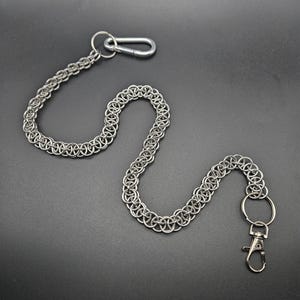 Corrente de carteira de cota de malha feita à mão – Corrente de carteira de metal durável e estilosa para motociclistas, punk, gótico e moda cotidiana - Helm Weave