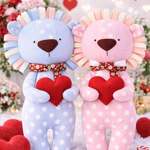 Easy Lion Plush Sewing Pattern PDF for Beginners | 3 Sizes 5 10 20 in | Soft Toy | Baby Shower Gift | Eco Friendly Option.
Beginner-friendly lion plush sewing pattern PDF. Easy toy DIY in 3 sizes (5, 10, 20 in). Perfect baby shower gift, eco-friendly option.