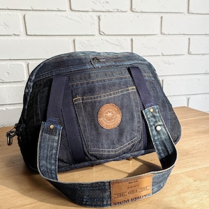 Bolso denim reciclado único, bolso vaquero patchwork hecho a mano, bolso sostenible slow fashion, bolso Boston artesanal