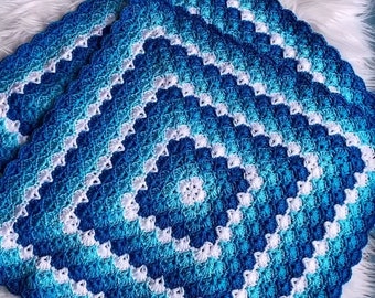 Crochet Granny Square Blanket Pattern--Crochet Flower Granny Square Blanket--Crochet Couch Blanket--Boho Knit Blanket