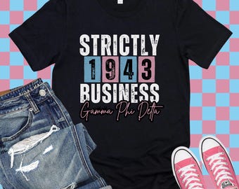 Camiseta Gamma Phi Delta de Strictly 1943 / Camiseta del Día del Fundador de la Hermandad / Ropa griega rosa y azul / Camiseta de la Hermandad de Negocios / GPhiD 1943