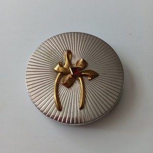 Vintage Gold Bow and Silver Compact Mirror by Evans Makeup Original Antique Gift Collector Rare Purse Gift Fairy-core Cottage-core 1950s