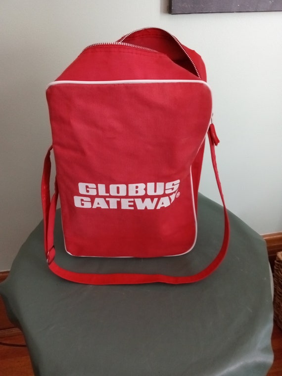 Global Gateway Red Vinyl and Cotton Travel Bag Pur