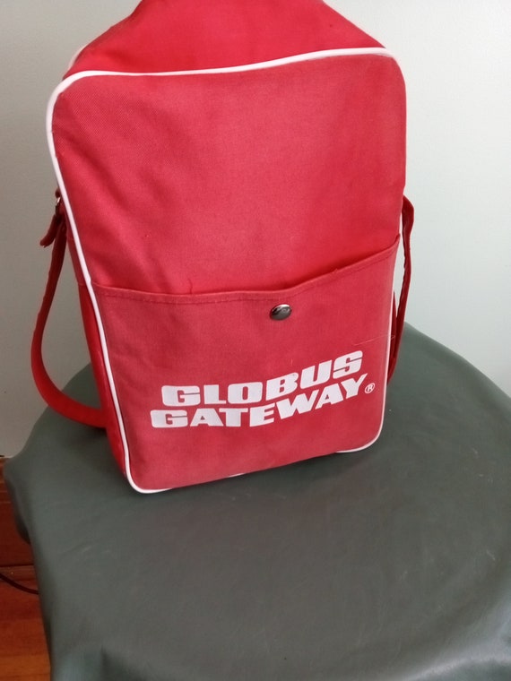 Global Gateway Red Vinyl and Cotton Travel Bag Pu… - image 2