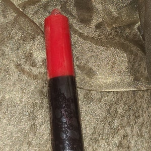 Charged two toned red/black big candle