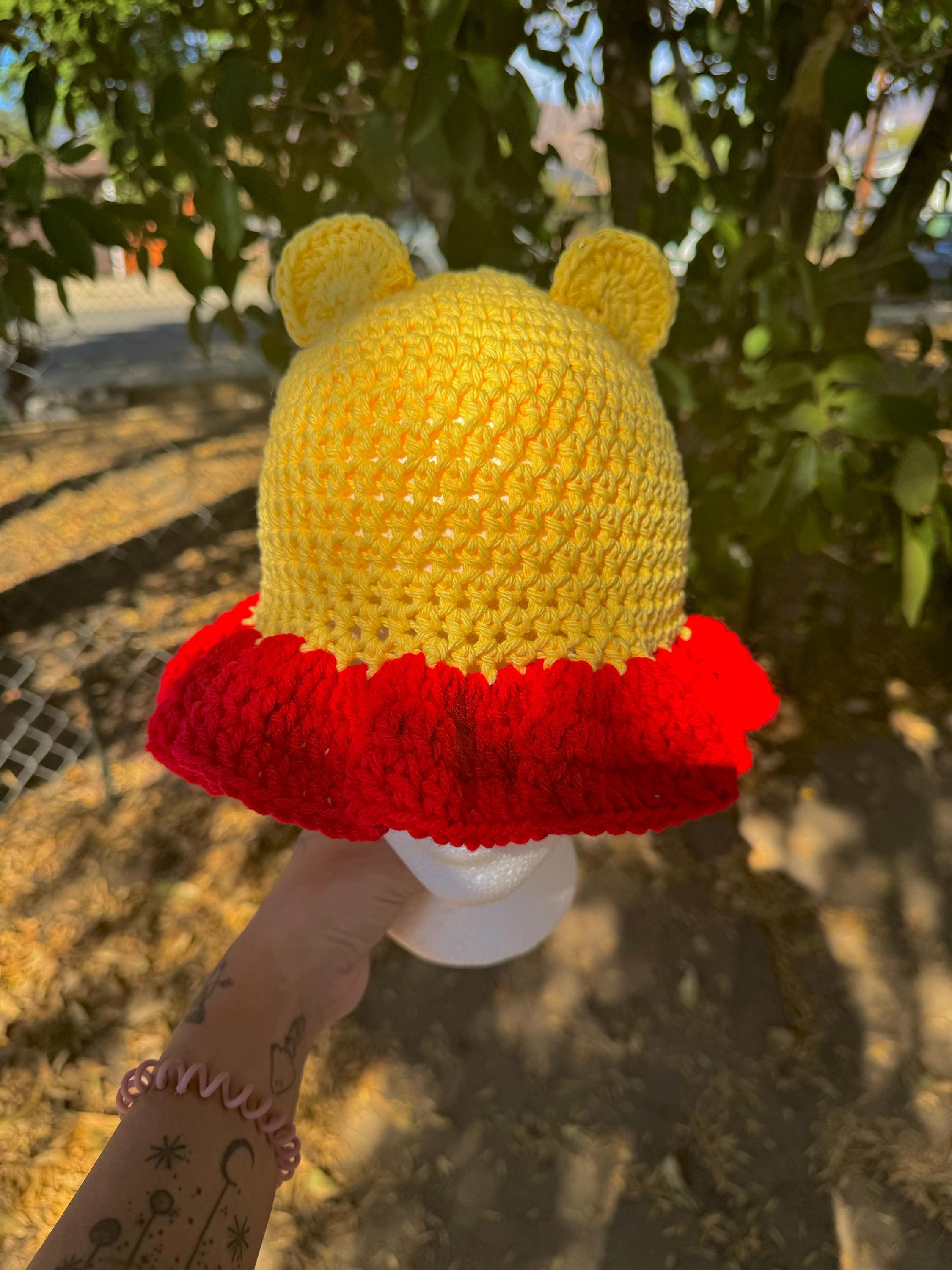 Crochet Pooh Bear Ears Bucket Hat - Etsy display picture 2