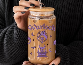 Tazza da caffè freddo Warlock, bicchiere in vetro da 473 ml con coperchio e cannuccia, bicchieri gotici viola, regalo per gamer MMORPG per donne nerd, bicchieri da strega