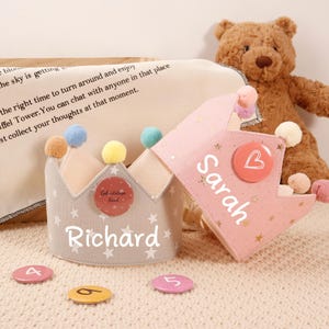 Corona personalizzata ricamata a mano per il compleanno di neonati e bambini, regalo personalizzato per la festa del primo compleanno, ricordo per bambini, regalo personalizzato