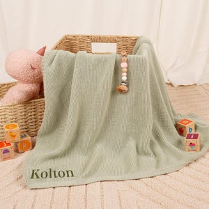Personalized Embroidery Baby Blanket,Knit Blanket,Keepsake Gift for Baby,Newborn Baby,Gift for Baby Shower,Personalised baby blanket