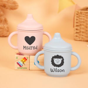 Tazza in silicone personalizzata, tazza con beccuccio in silicone per bambini, tazza con beccuccio in silicone personalizzata, tazza con beccuccio con nome inciso, tazza per bambini piccoli, regalo per neonati, bicchiere per neonati
