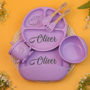 Ensemble de sevrage personnalisé en silicone, bavoir en silicone gravé, ensemble de sevrage dessin animé pour tout-petits, ensemble de repas avec nom Purple