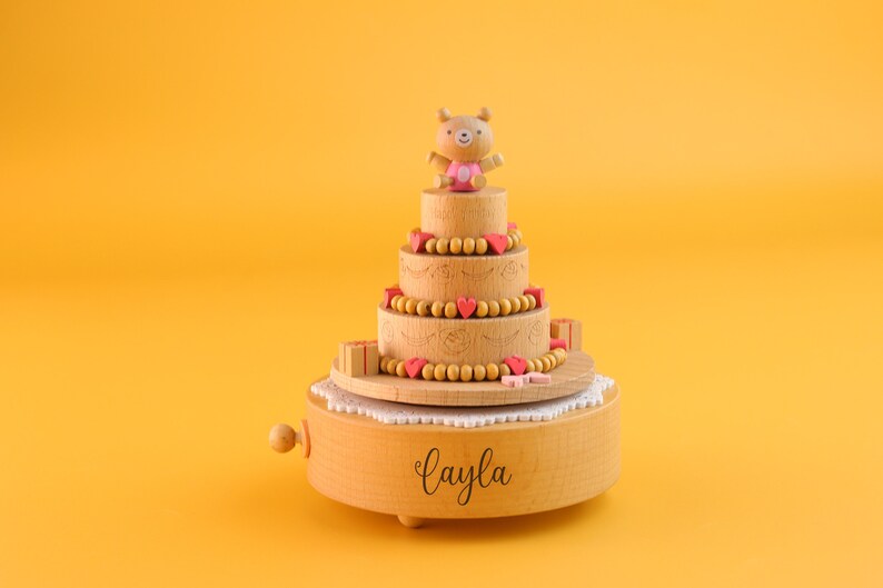 Personalisierte Spieluhr, Spieluhr aus Holz, Spieluhr mit graviertem Namen, Geschenk zur Babyparty, Geschenk zum Babygeburtstag, Spieluhr, perfekt für Geburtstage Style 1