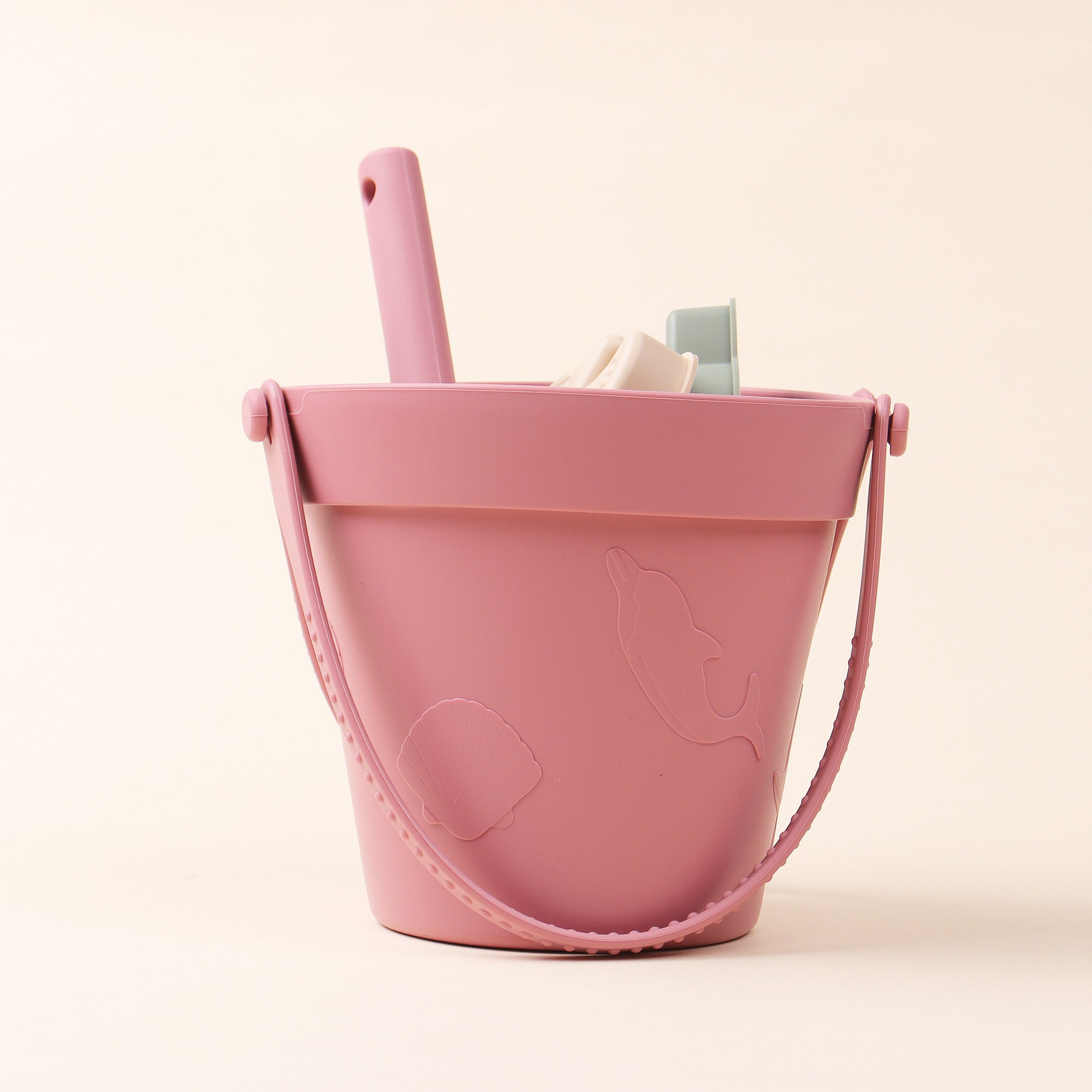 Personalisiertes Sommer-Strandset aus Silikon für Kinder, individuelles Strandspielzeug aus Silikon, Sandeimer-Set für den Strand, individueller Strandeimer aus Silikon.