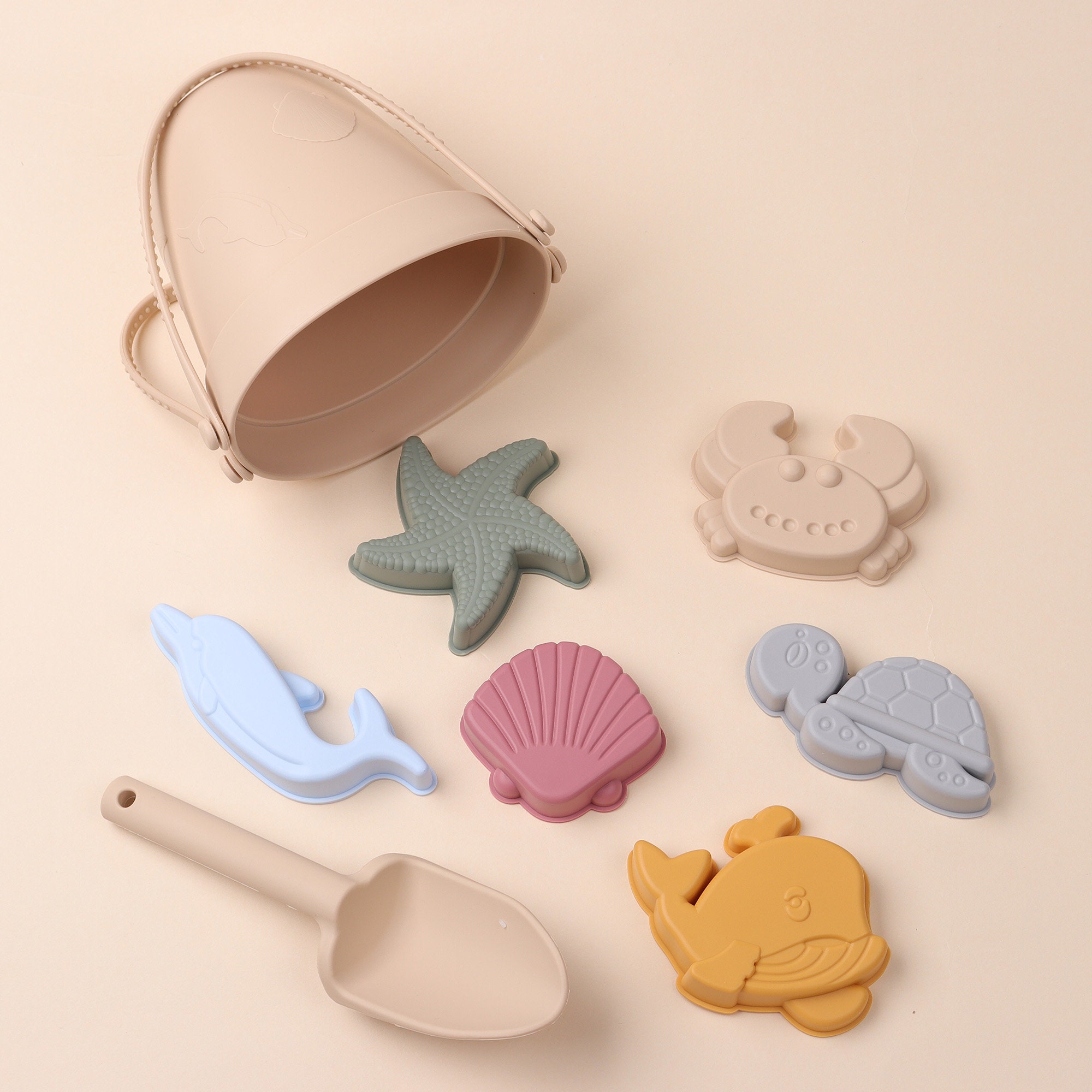 Personalisiertes Sommer-Strandset aus Silikon für Kinder, individuelles Strandspielzeug aus Silikon, Sandeimer-Set für den Strand, individueller Strandeimer aus Silikon.
