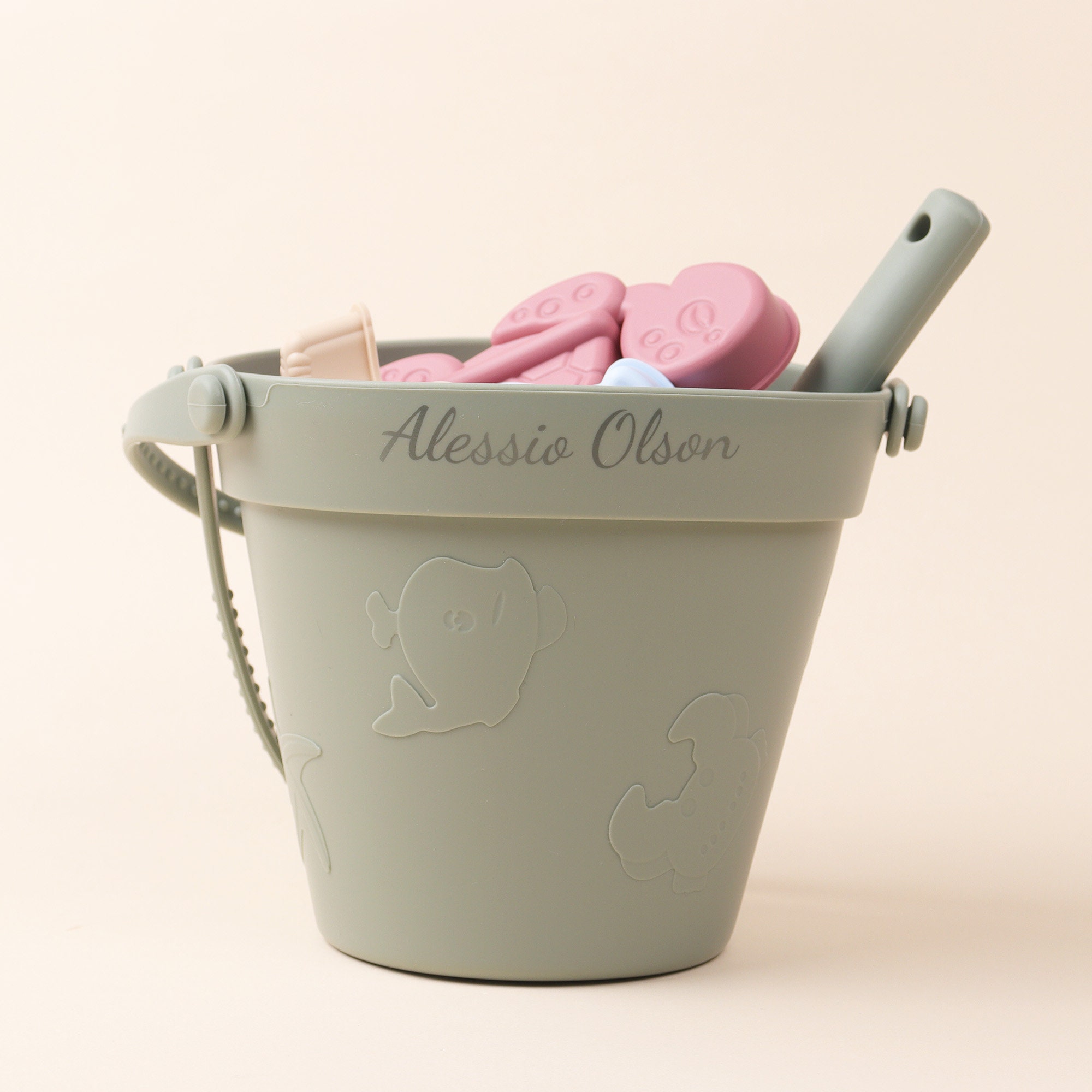 Personalisiertes Sommer-Strandset aus Silikon für Kinder, individuelles Strandspielzeug aus Silikon, Sandeimer-Set für den Strand, individueller Strandeimer aus Silikon.