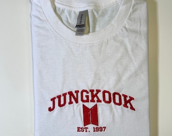 BTS Member Names Embroidered T-shirt, BTS Kpop Tee - Etsy