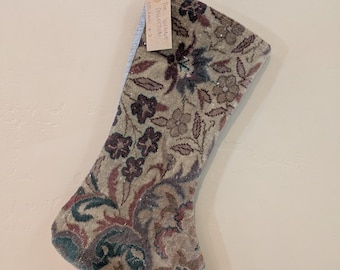 La collezione Vienna / Calze di Natale in lana vintage Boho / Tappeto turco Oushak vintage floreale / Decorazioni riciclate